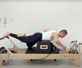 EP.02 CHEST SUPPORTED UNILATERAL LAT PULLS