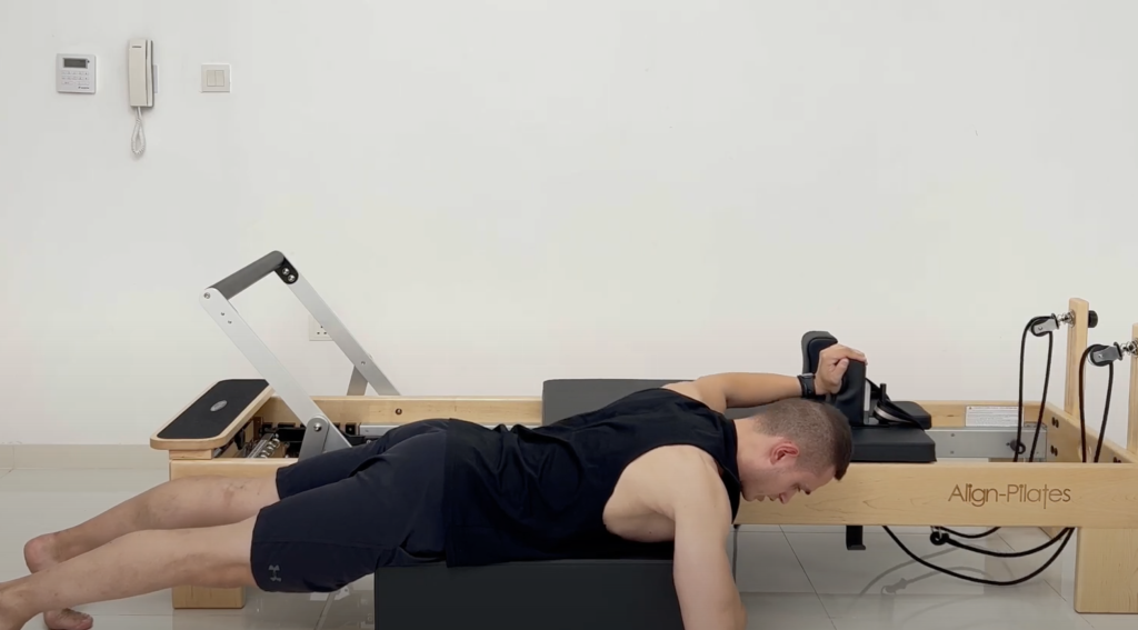 EP.08 FLOOR ISOLATING UNILATERAL SHOULDER PRESSES